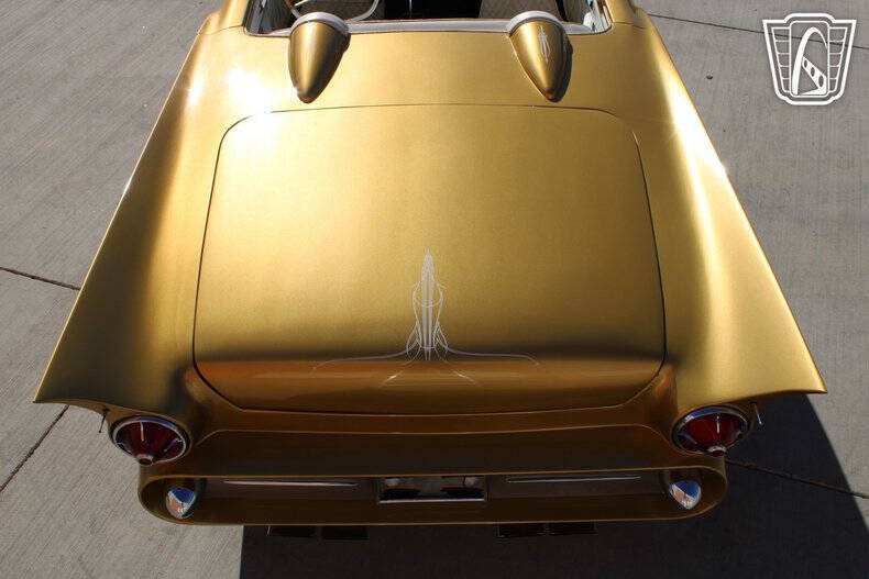 1957 Ford Thunderbird