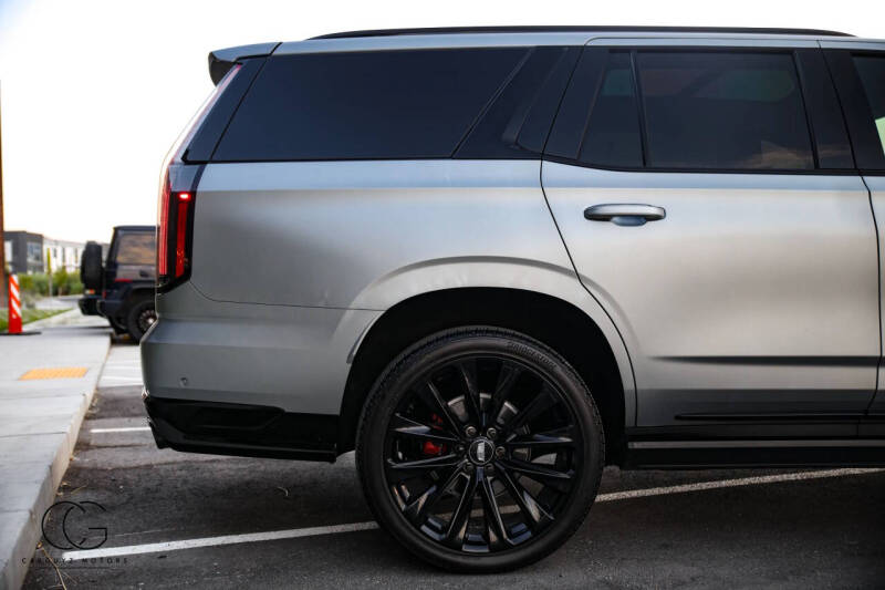 2025 Cadillac Escalade-V