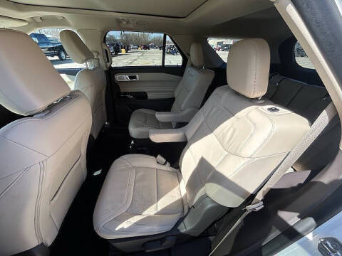 2021 Ford Explorer Platinum
