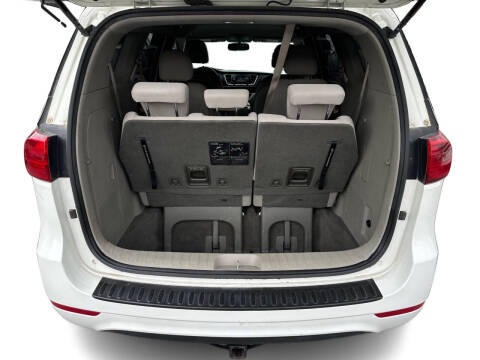 2016 Kia Sedona L