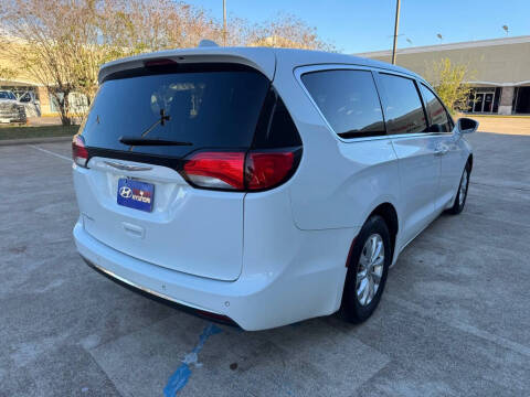 2018 Chrysler Pacifica Touring Plus