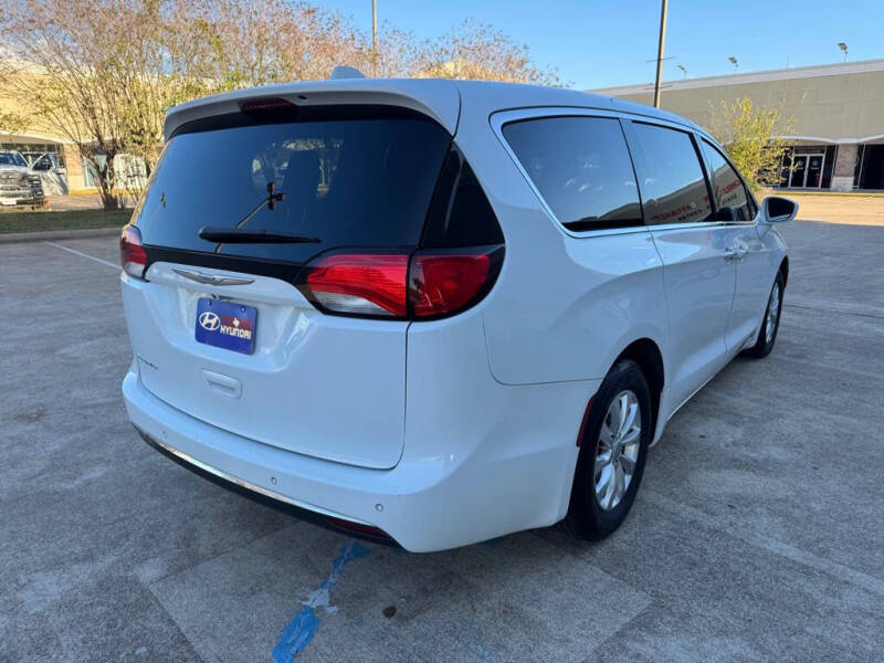 2018 Chrysler Pacifica Touring Plus
