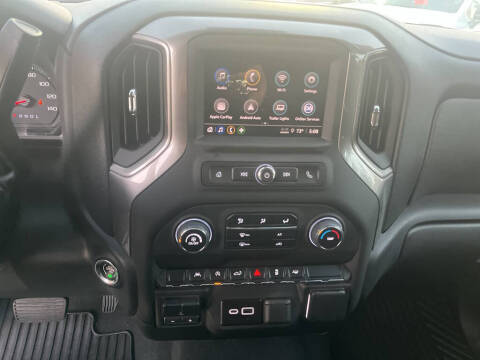 2025 Chevrolet Silverado 1500 Custom