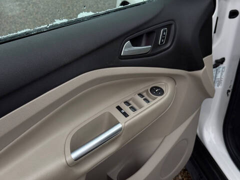 2015 Ford C-MAX Hybrid SEL