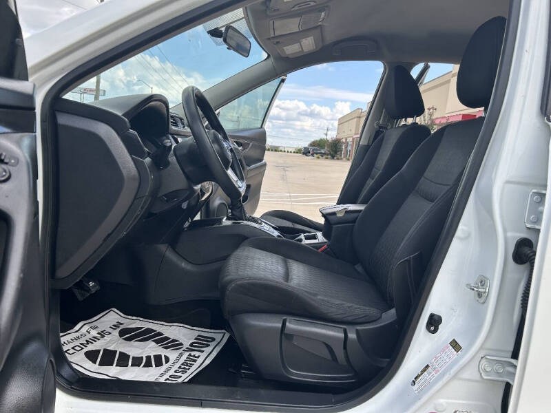2018 Nissan Rogue S