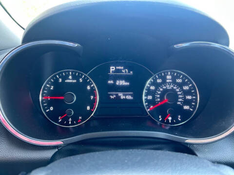 2017 Kia Forte5 LX
