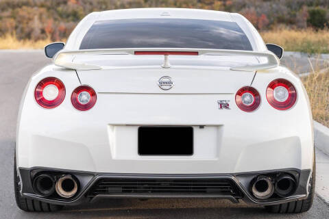 2014 Nissan GT-R Premium