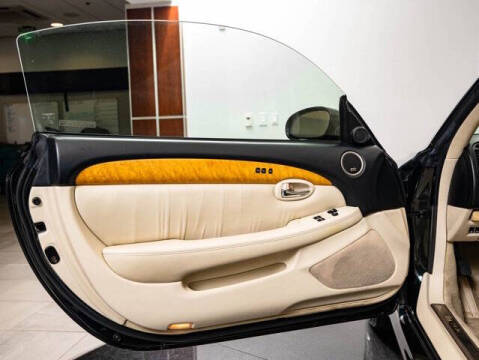 2004 Lexus SC 430