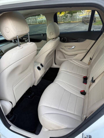 2022 Mercedes-Benz GLC GLC 300