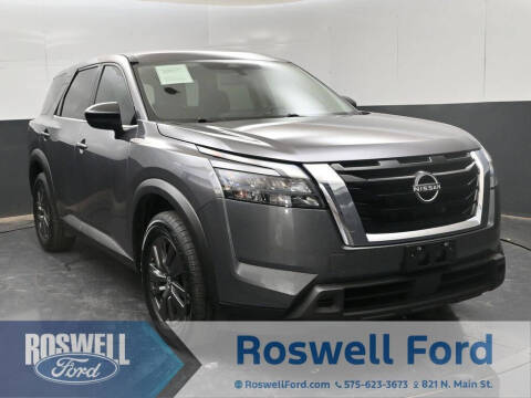 2023 Nissan Pathfinder S