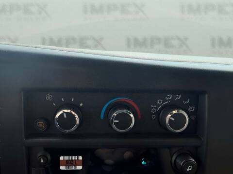 2026 Chevrolet Express 2500