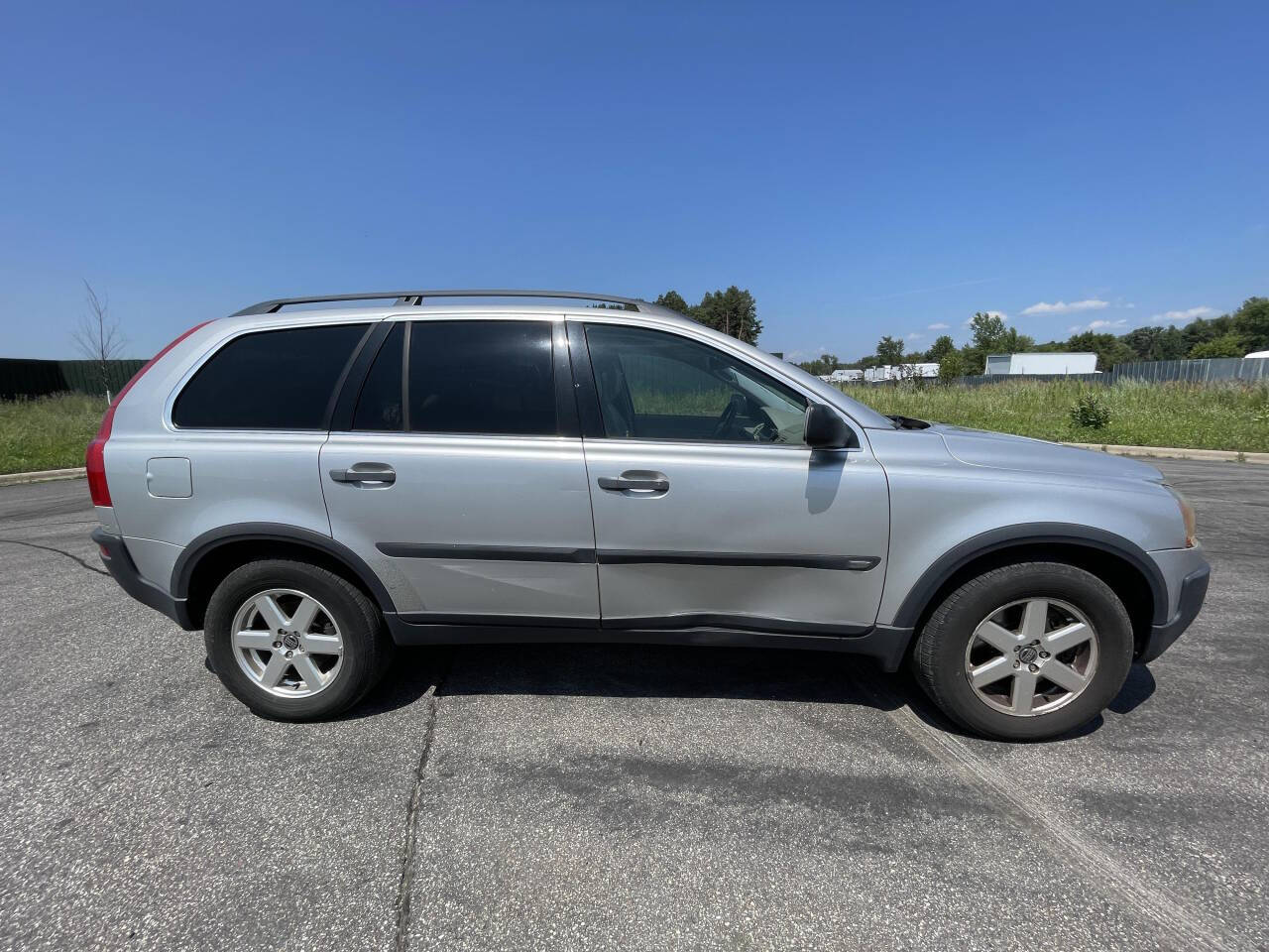 2005 Volvo XC90 for sale at Twin Cities Auctions in Elk River, MN