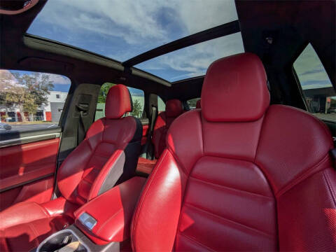 2016 Porsche Cayenne Turbo