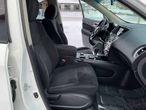 2014 Nissan Pathfinder SV