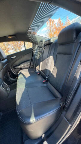 2012 Dodge Charger SXT