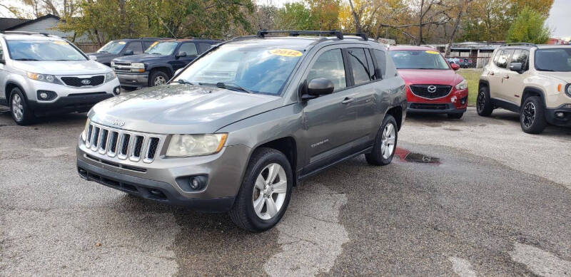 2012 Jeep Compass Sport's photo