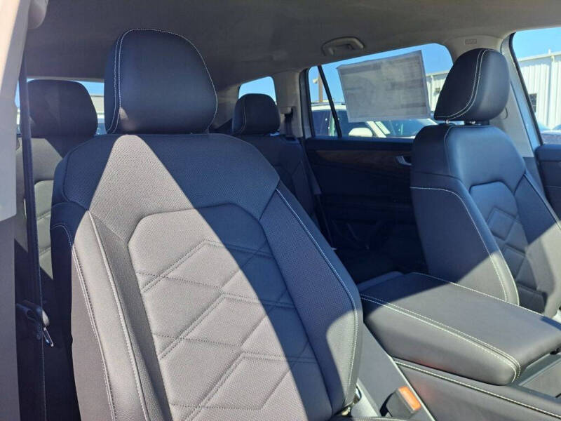 2026 Volkswagen Atlas SE