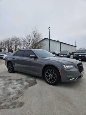 2017 Chrysler 300 S