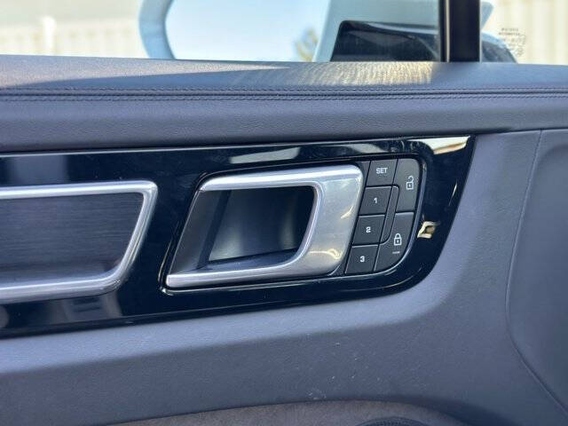 2022 Porsche Cayenne GTS