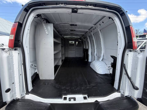 2018 GMC Savana 2500