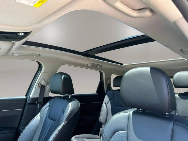 2022 Kia Sorento S