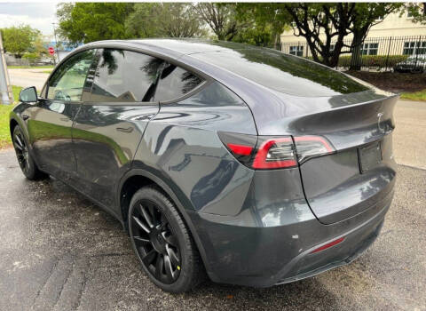2023 Tesla Model Y Long Range