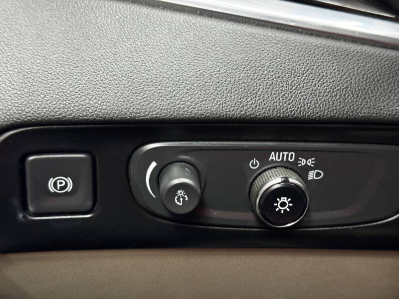 2021 Buick Enclave Essence