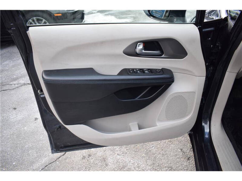 2021 Chrysler Pacifica Touring