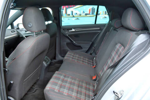 2017 Volkswagen Golf GTI S