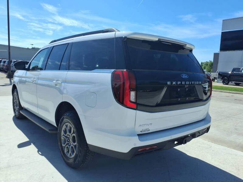 2026 Ford Expedition Active