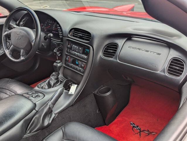 2004 Chevrolet Corvette