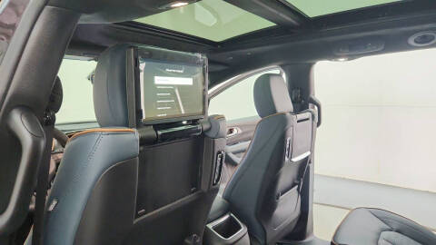 2027 Chrysler Pacifica Pinnacle