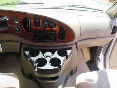 2006 Ford E-Series E-350 SD