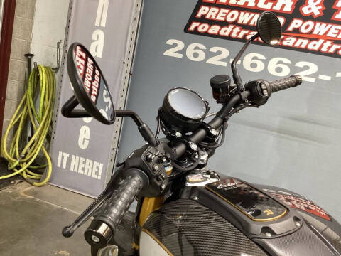 2023 Indian FTR R Carbon Carbon Fiber