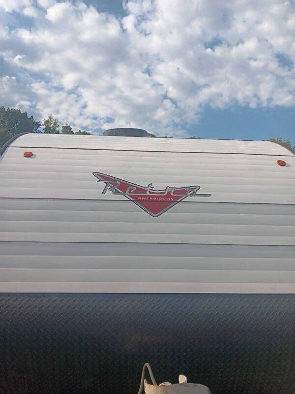 2022 Riverside RV RETRO 165