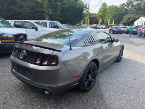 2014 Ford Mustang V6