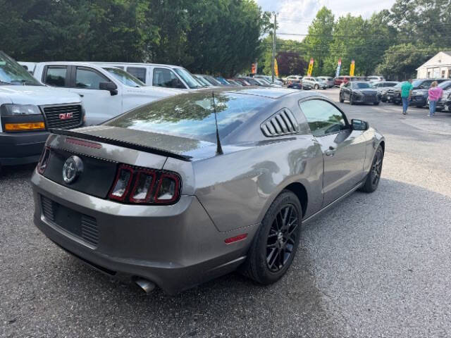 2014 Ford Mustang V6