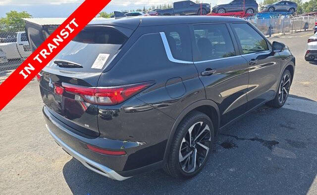 2022 Mitsubishi Outlander SE