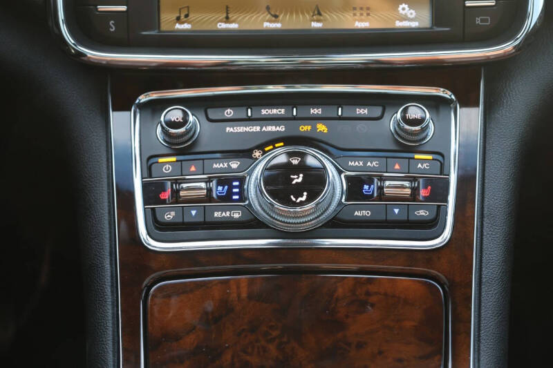 2017 Lincoln Continental Reserve