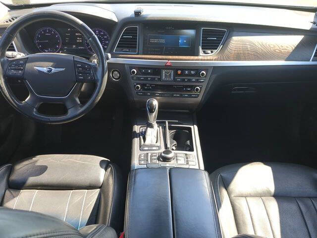 2017 Genesis G80