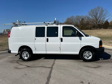 2016 Chevrolet Express for sale at V Automotive in Harrison AR