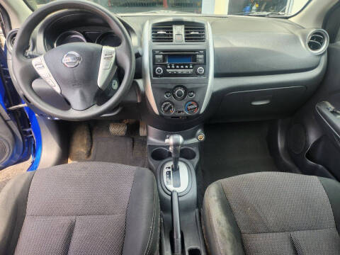 2017 Nissan Versa 1.6 S Plus