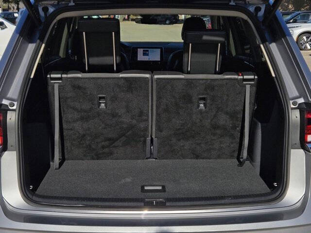 2024 Volkswagen Atlas SE