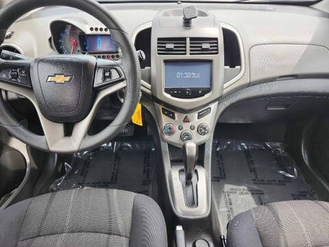2014 Chevrolet Sonic LT Auto