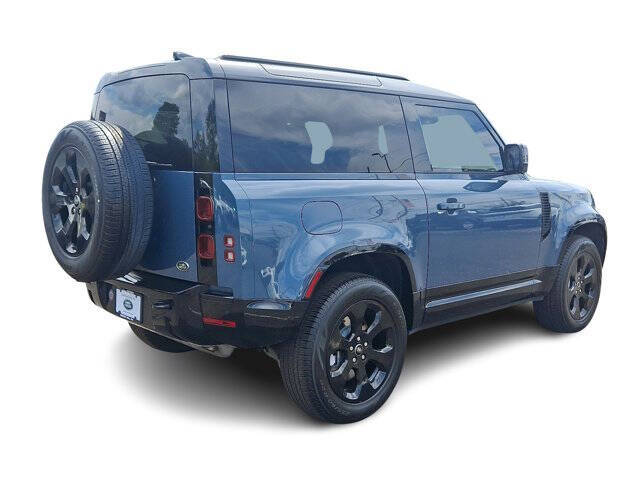 2022 Land Rover Defender 90 X-Dynamic S