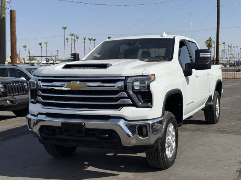 2024 Chevrolet Silverado 2500HD LT's photo