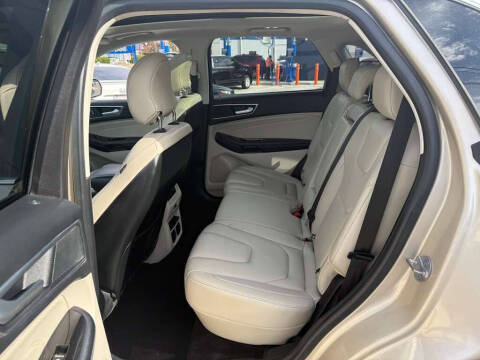 2018 Ford Edge Titanium