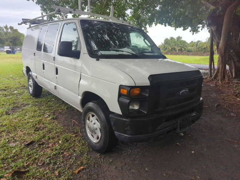 2011 Ford E-Series E-250