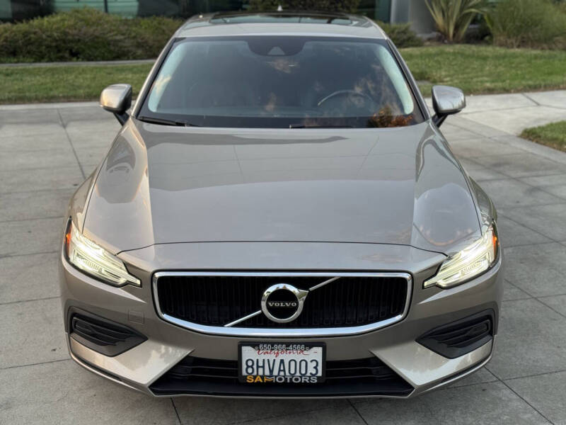 2019 Volvo S60 T5 Momentum