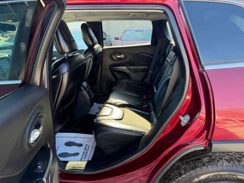 2019 Jeep Cherokee Latitude Plus